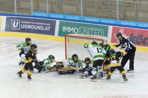 #icehockey #hockey #hockeylife #hockeyplayer #hockeygame #goalie #eishockey #ice #hockeylove #hockeygoalie #puck #schrabmayr