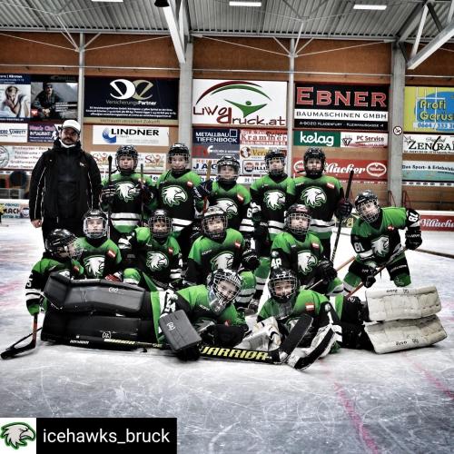 #icehockey #hockey #hockeylife #hockeyplayer #hockeygame #goalie #eishockey #ice #hockeylove #hockeygoalie #puck #schrabmayr