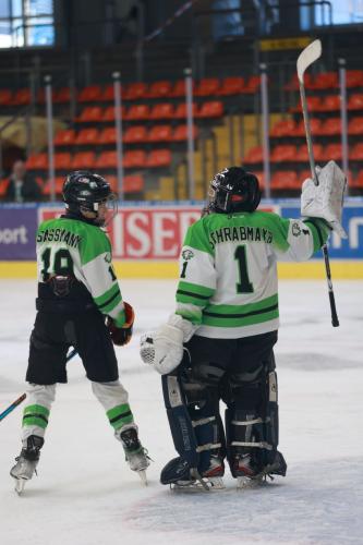 #icehockey #hockey #hockeylife #hockeyplayer #hockeygame #goalie #eishockey #ice #hockeylove #hockeygoalie #puck #schrabmayr